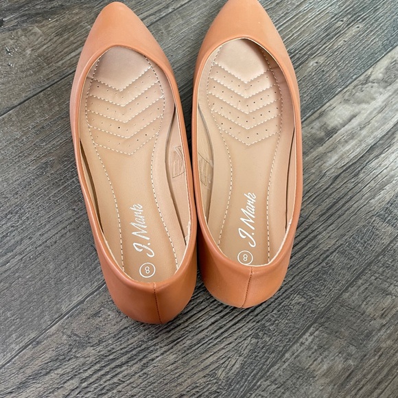 Tan flats - Picture 3 of 5